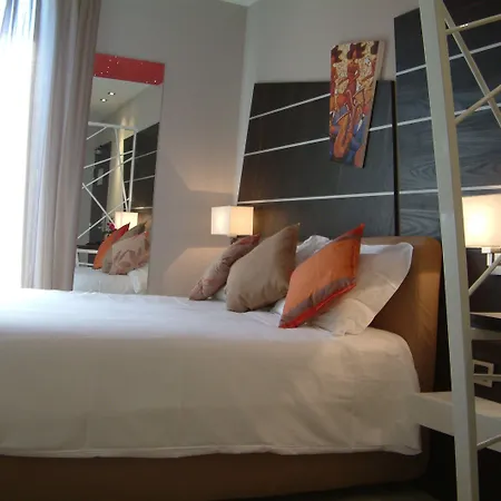 D'elsa Aparthotel 3*