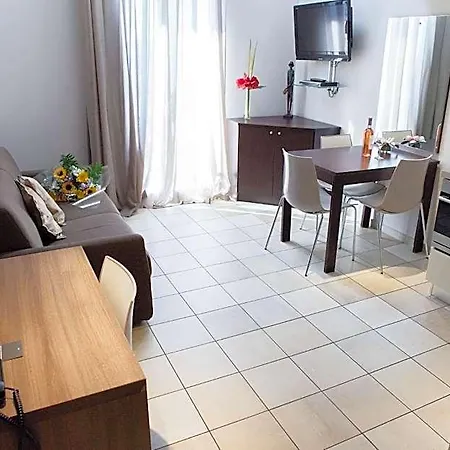 D'elsa Aparthotel
